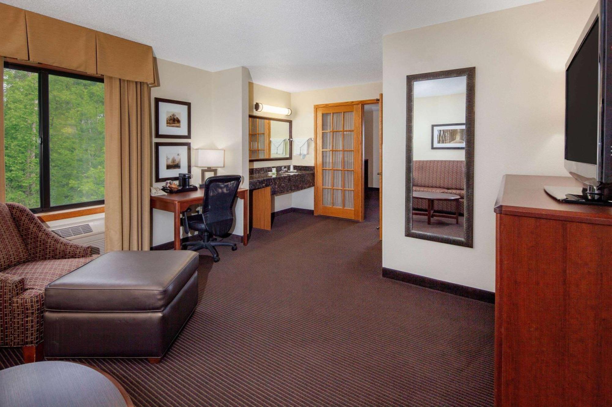 Americinn By Wyndham Ашленд Экстерьер фото
